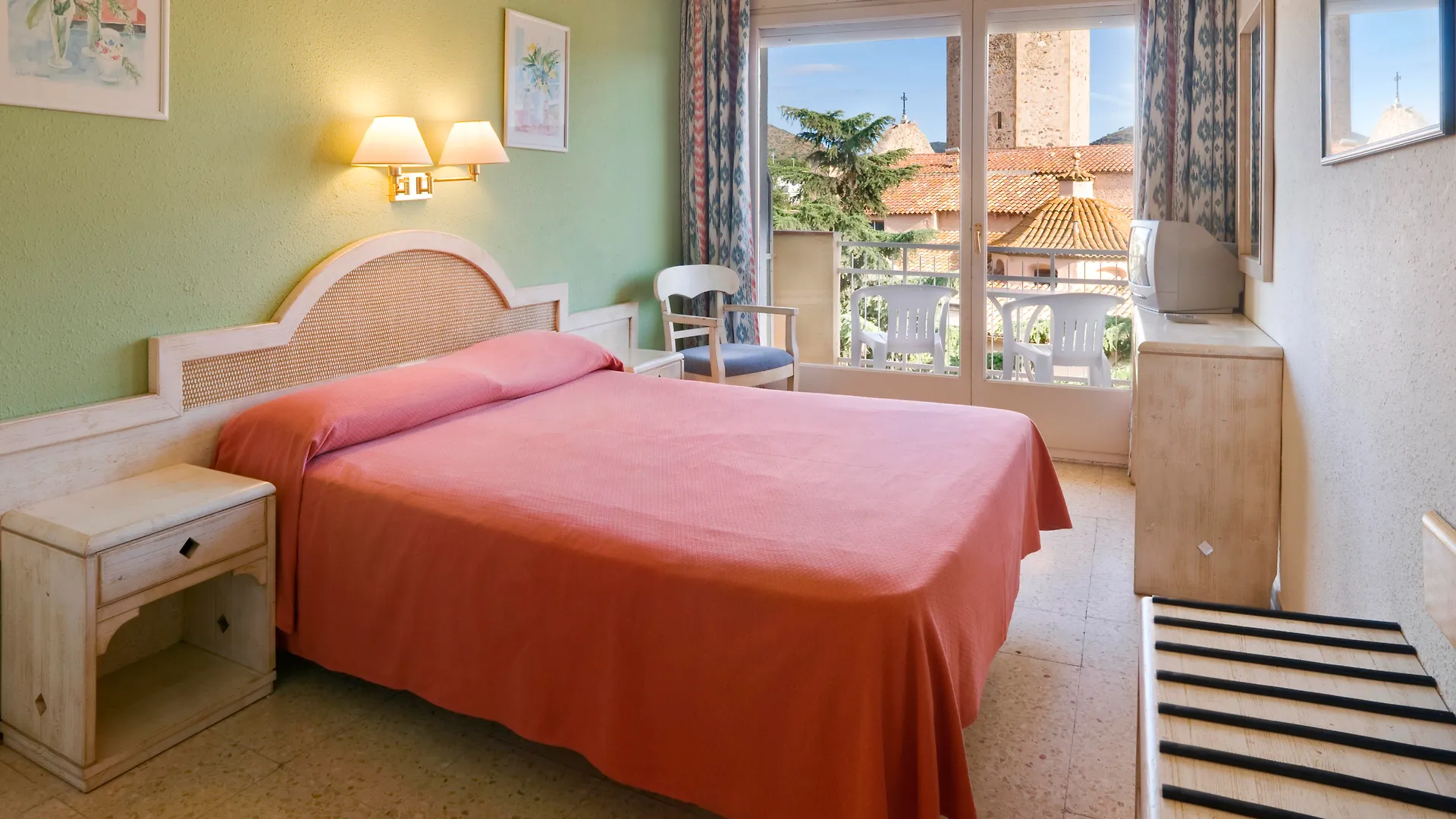 Merce Pineda de Mar Hotel